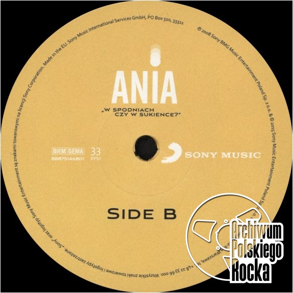 Ania Dąbrowska - W spodniach czy w sukience